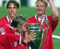 United players with the European Cup